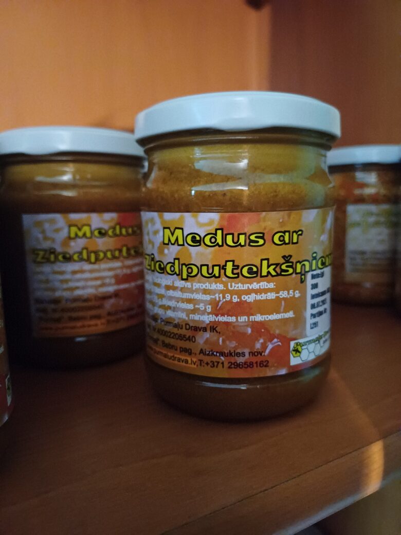 Medus ar Ziedputekšņiem